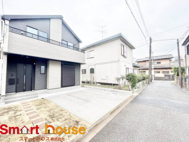 大和市上和田4期の前面道路含む現地写真|お住まいの前面道路が広いと駐車が楽になり、陽当たりも遮られないので明るく居心地の良いお家になります♪
