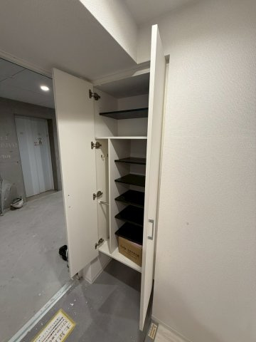 【エントランス】 | セレニテ谷町四丁目アリエ