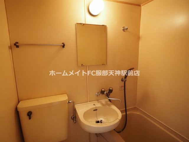 プレアール中桜塚の洗面所