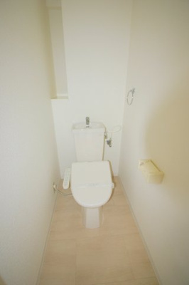 【トイレ】 | ユーコート豊中 | ※同タイプの写真となり、実際のお部屋とは異なる場合があります