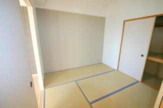 【寝室】 | ユーコート豊中 | ※同タイプの写真となり、実際のお部屋とは異なる場合があります