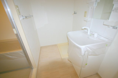 【洗面所】 | ユーコート豊中 | ※同タイプの写真となり、実際のお部屋とは異なる場合があります