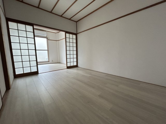 【洋室】 | 岡町駅前レジデンス