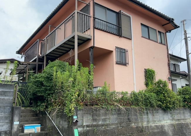 【外観】 | 土地の面積＝住宅面積ではありません。建ぺい率の問題などで、土地のある場所によって住宅を建てられる面積は限られています。高さもしかり、「土地」という言葉の中には、建築条件も含まれると考えておきましょう。