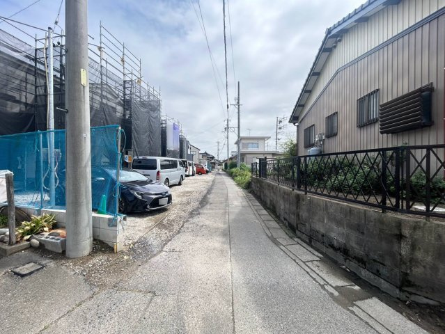グラファーレ　江南市東野町新田　全3区画分譲の前面道路含む現地写真|「現地（2026年9月10日）撮影」　
■前面道路　
■ヤマダ不動産　株式会社リライフ