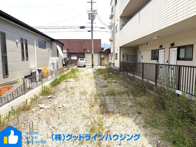 リーブルガーデン西脇市西脇17期　１号棟の前面道路含む現地写真