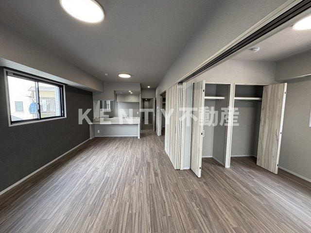 【寝室】 | スプランディッド品川ＤＵＥ | 使い勝手のいい寝室です