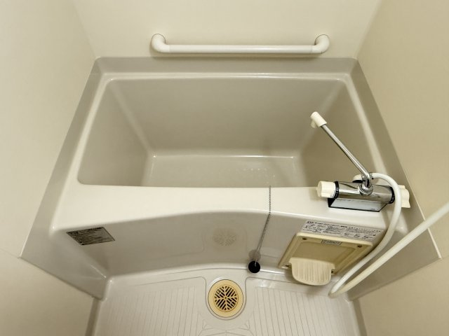 はなれの浴室