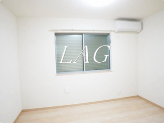 【居間・リビング】 | レクラン川崎 | 洋室のお部屋です。