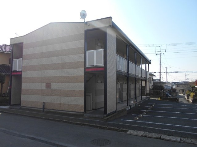 レオパレスヴァンベールの外観
