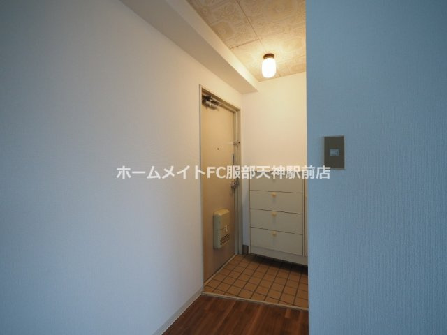 プレアール中桜塚の玄関