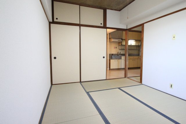エステマール弥刀