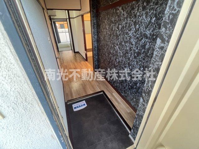 エステマール弥刀の玄関