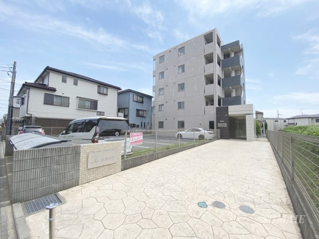 Ｉｒｉｓ（アイリス）与野本町の外観|敷地内外観☆