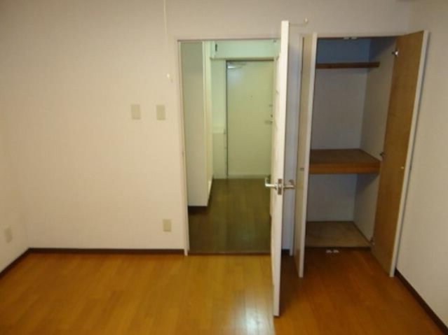 八王子市千人町２丁目の賃貸マンションの収納