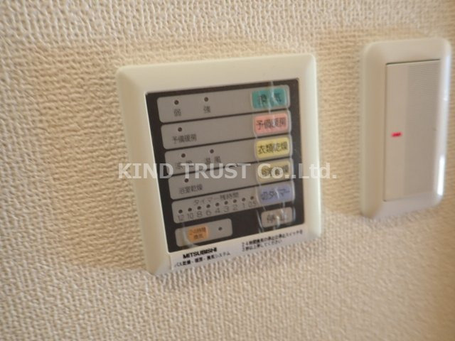 ラナップスクエア南森町NEXTSTAGEの浴室|浴室乾燥機です