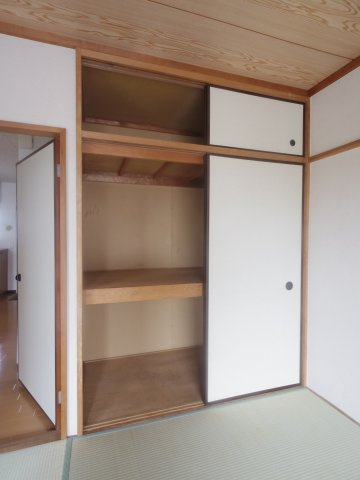 フラットヒルズの収納