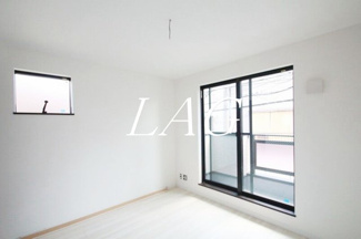 【居間・リビング】 | パークガーデン練馬 | 洋室のお部屋です。