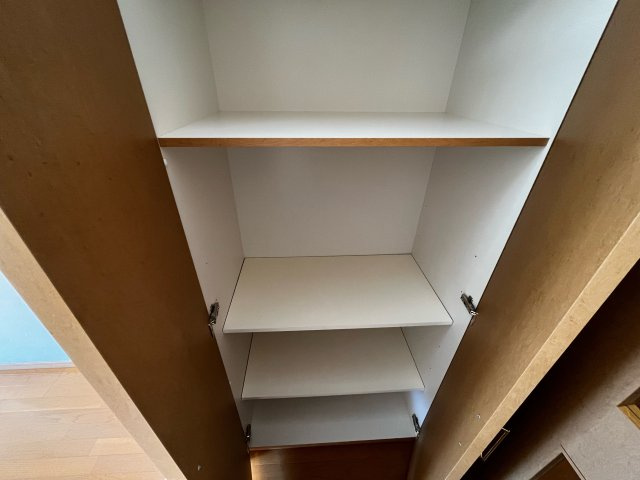 プレサーブ・Kの収納|同建物内、別のお部屋の参考写真になります