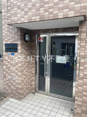 【エントランス】 | シンフォニアパレス | ゆとりのあるエントランスです