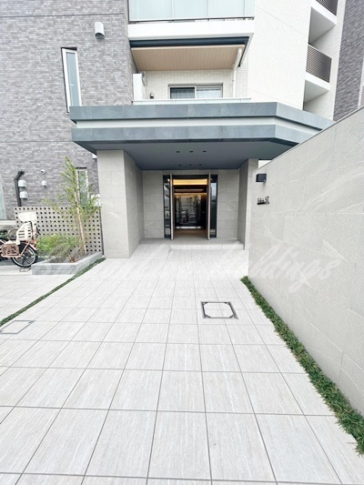 藤沢市辻堂５丁目の賃貸マンションのエントランス|清潔感のあるエントランスです♪