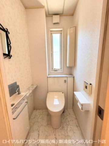 1階と2階にトイレがあるので、朝慌ただしい時間帯に混む心配が減ります。