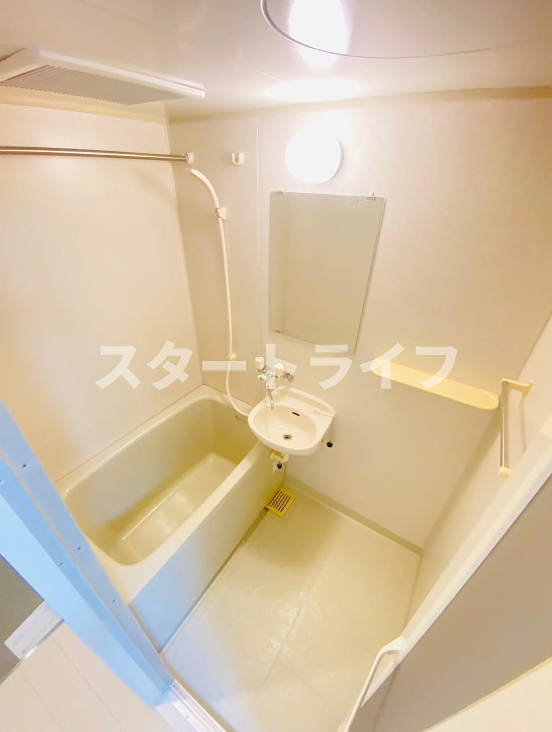 大阪市淀川区西中島３丁目の賃貸マンションの浴室
