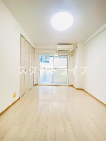 大阪市淀川区西中島３丁目の賃貸マンションの寝室