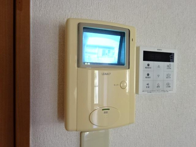 【内装】 | ストロベリーガーデン | カメラ付インターホン