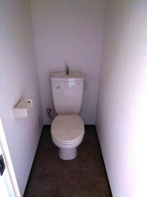 コーポ若林のトイレ