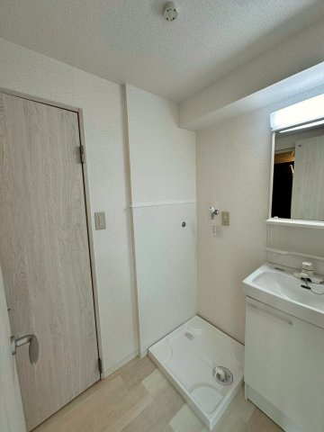 メゾン寝屋川の独立洗面台