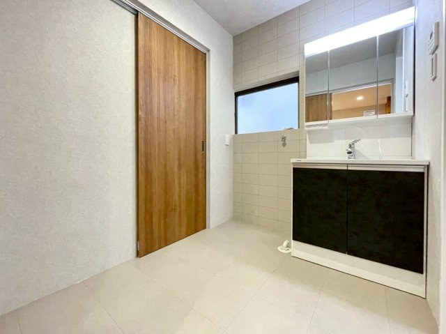 ♪金沢市大浦町　中古フルリフォーム戸建♪
