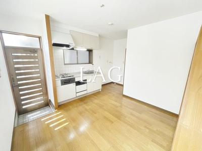 【居間・リビング】 | 石井貸家 | 洋室のお部屋です。