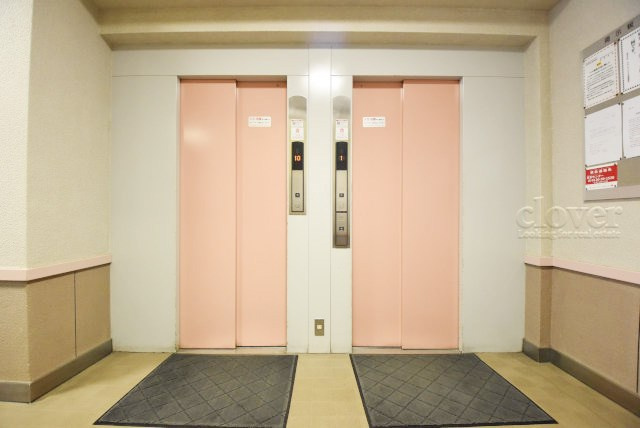 【設備】 | あずさわグランドハウス | 無いと困ってしまう設備の筆頭がエレベーター。定期的なメンテナンスが必要な大型機械です。よく整備されていることをご確認ください。～即日のご見学可能～　お問合せはお気軽にどうぞ。