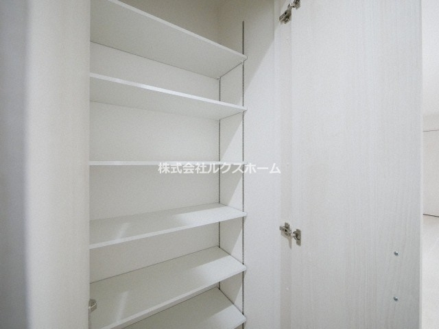 クリエオーレ庄屋Ⅱの収納