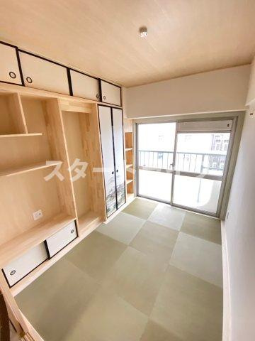 大阪市淀川区西宮原１丁目の賃貸マンションの収納