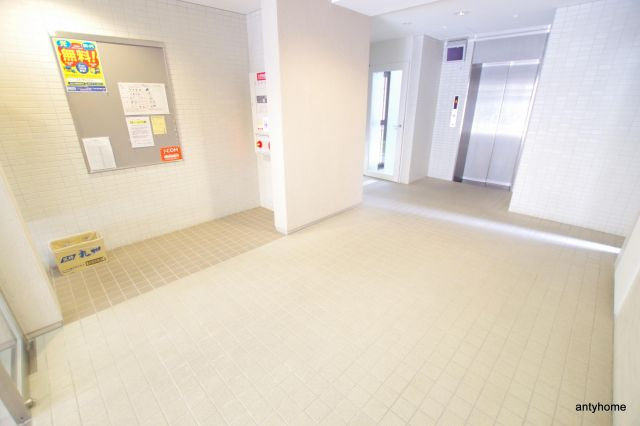 ノスダルジョン　仲介手数料無料のロビー