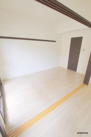 ノスダルジョン　仲介手数料無料の寝室
