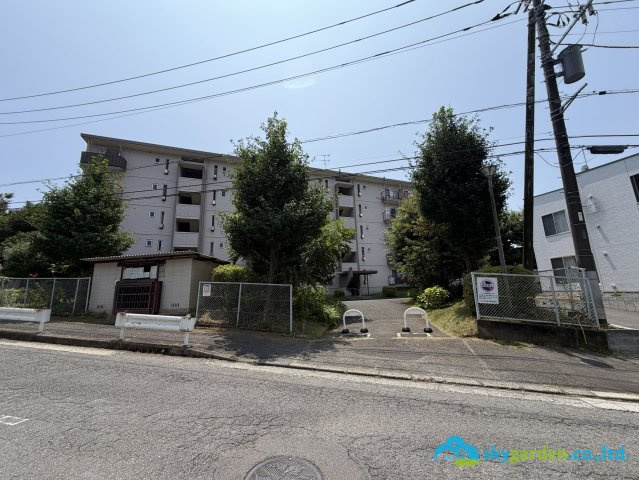くずは台団地　1号棟の外観
