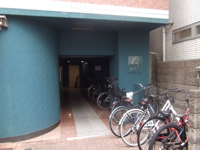 サンパティーク新丸子のエントランス