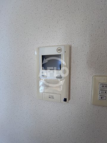 ルーエ江坂のセキュリティ|ルーエ江坂　モニター付きインターホン