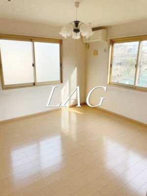 【居間・リビング】 | プルミールコート | 洋室のお部屋です。