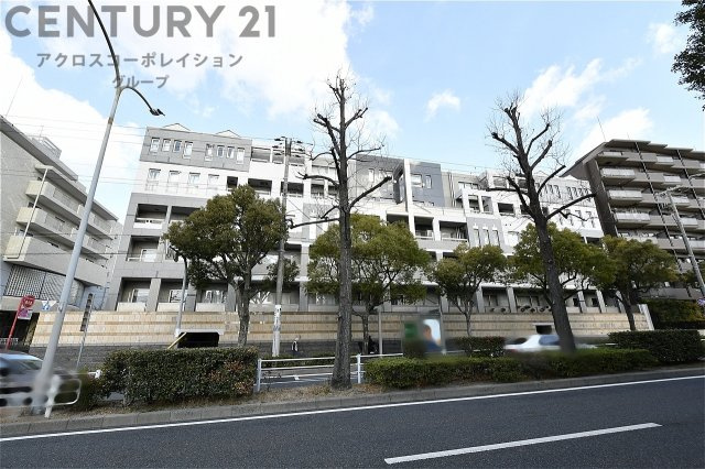 RC造5階建て