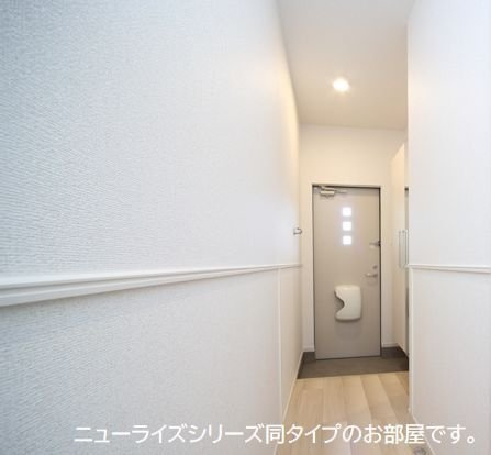 ヒカルサ市原五井の玄関|シンプルで使いやすい玄関です