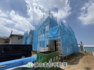 【外観】 | いろどりアイタウン古河市三杉町1丁目　 | 建築中現地写真（同社施工完成物件・モデルハウスがご見学いただけます）