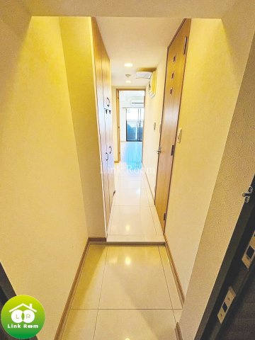 ルーブル清澄白河参番館の玄関