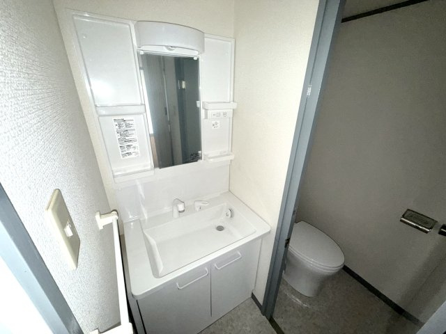 独立洗面化粧台付き☆