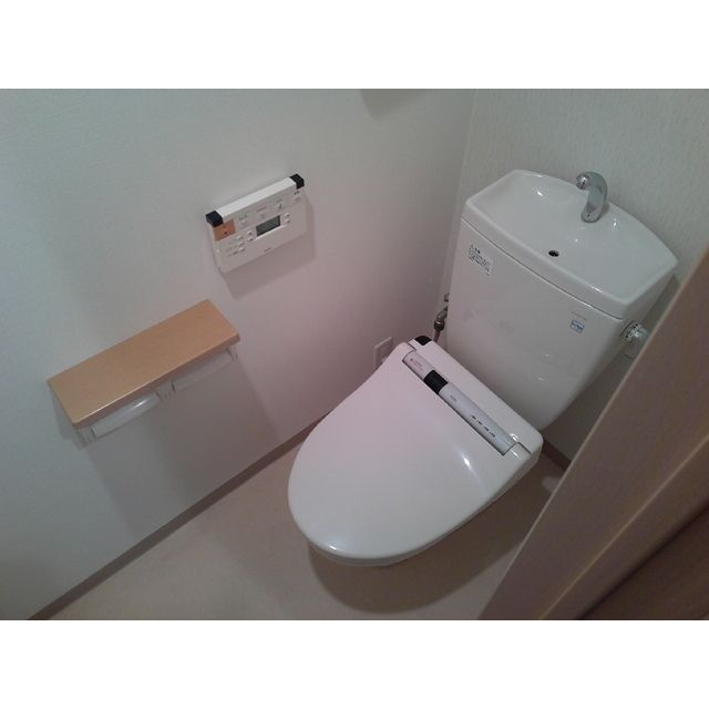 ベェルヴェル稲城のトイレ