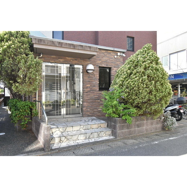 F・Gemのエントランス