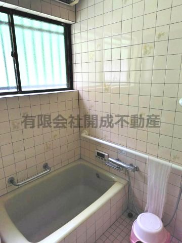 倉敷市福田町浦田の浴室